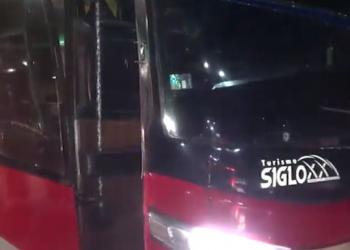 Balean autobús de turismo en carretera de Fresnillo