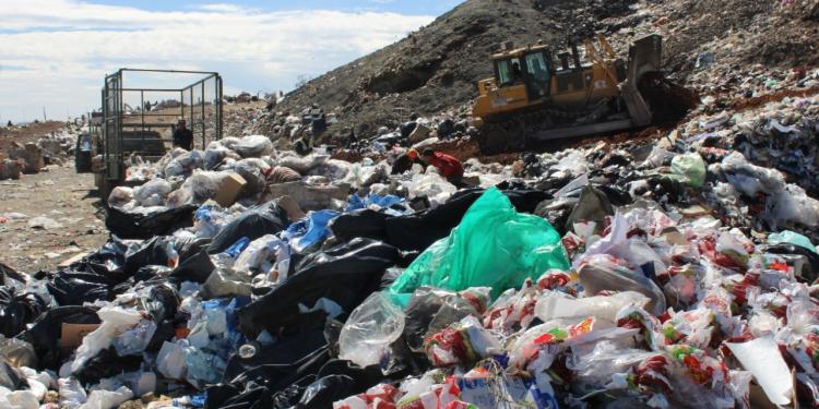 Zacatecanos producen 30% más basura en diciembre y enero