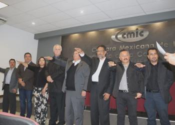 Gana elecciones de la CMIC Roberto Pascual Ramírez