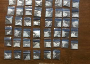 Aseguran droga y un arma en Calera