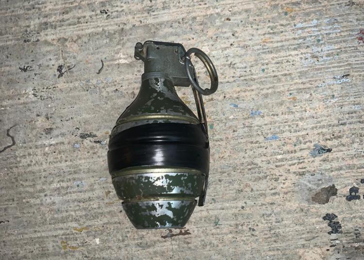 Agresión en Pinos; aseguran granada