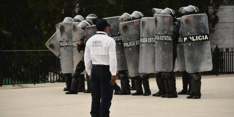 Capacitan a más de 4 mil policías en el último año en Zacatecas