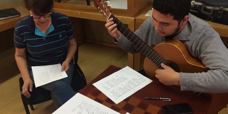 Ofrece ISSSTEZAC talleres en sus casas del jubilado