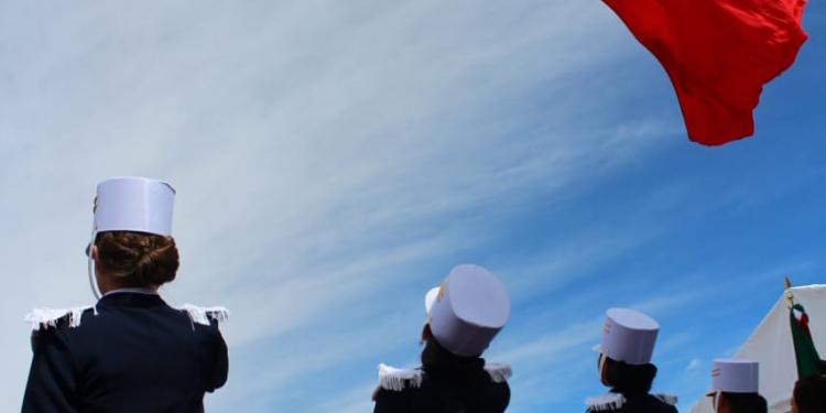 Celebran Día de la Bandera con tradicional desfile