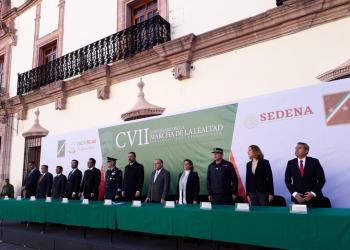 Conmemoran 107 aniversario de la Marcha de la Lealtad