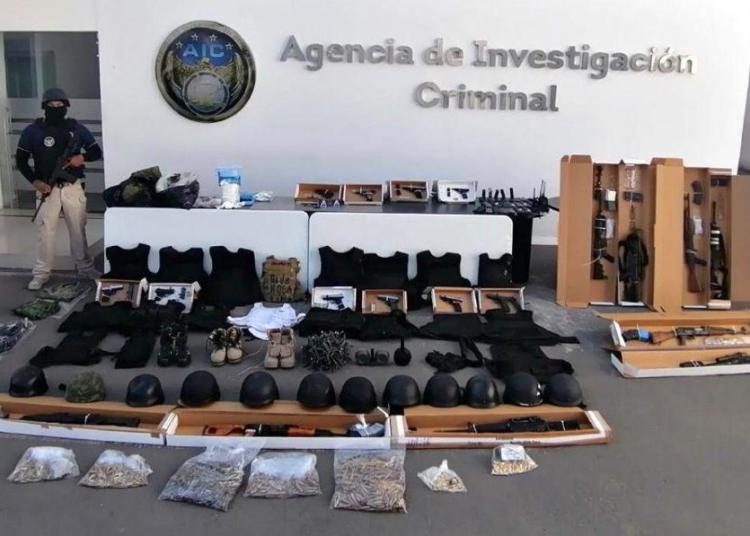 Revientan dos casas de seguridad en Irapuato y detienen a seis personas