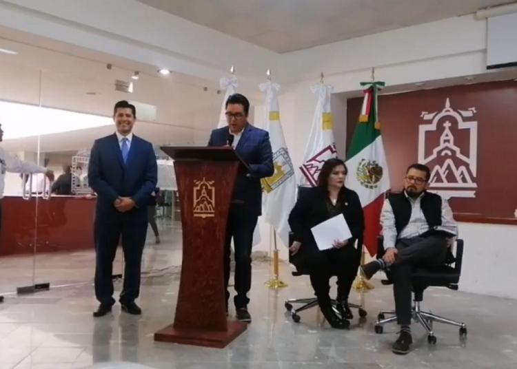 Se pronuncian en contra de aumento a tarifa de agua, diputados y Julio César