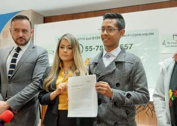 Personas con cáncer y VIH se amparan contra el INSABI