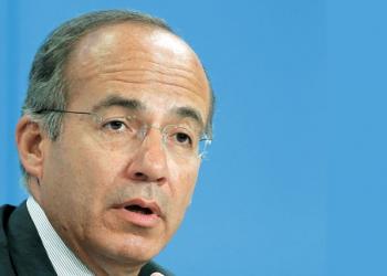 Calderón defiende los puentes y fines de semana largos tras propuesta de AMLO