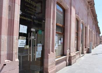 Pierden sustento económico 600 trabajadores de restaurantes