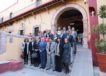 Propicia TSJEZ acercamiento con el PJF