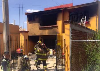 Acumulación de gas provoca incendio de casa
