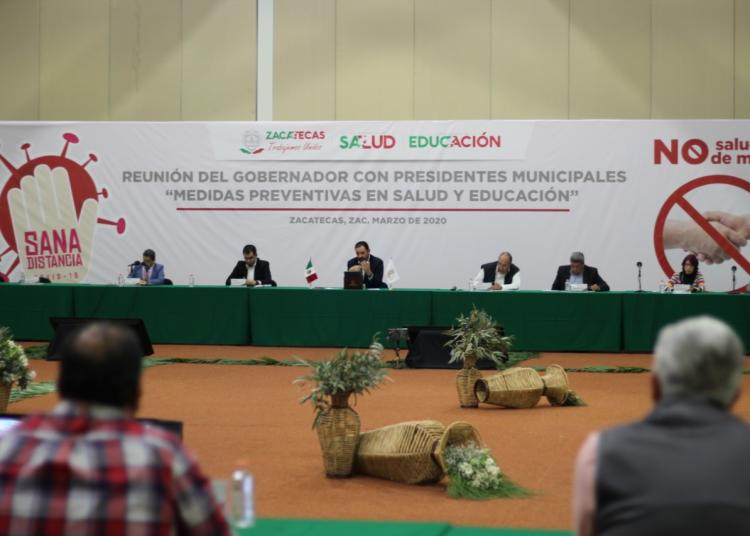 Se reúnen los 58 alcaldes con gobernador ante contingencia de COVID-19