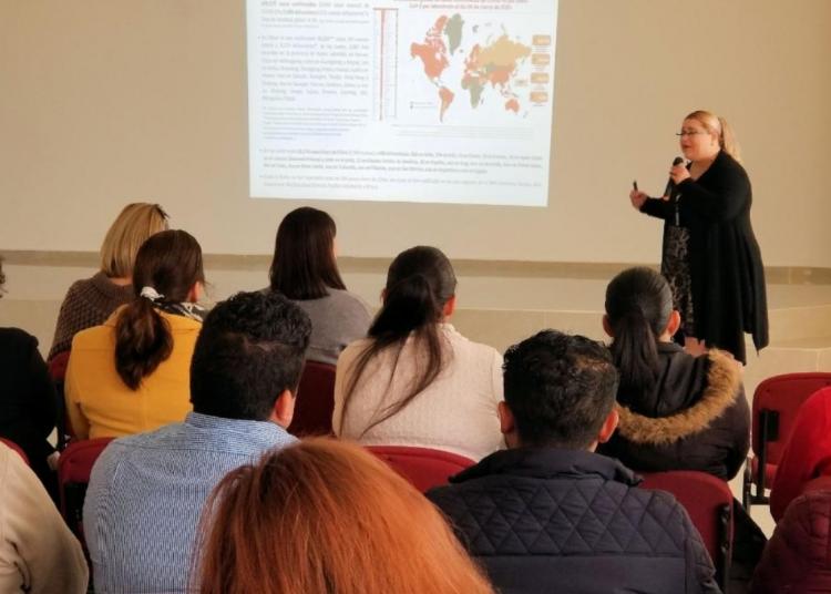 Capacitan al personal del Cecytez para la prevención del coronavirus