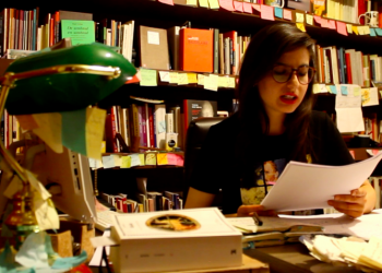 Poeta zacatecana resalta cotidianidad en “Sólo para ver sirven los ojos”