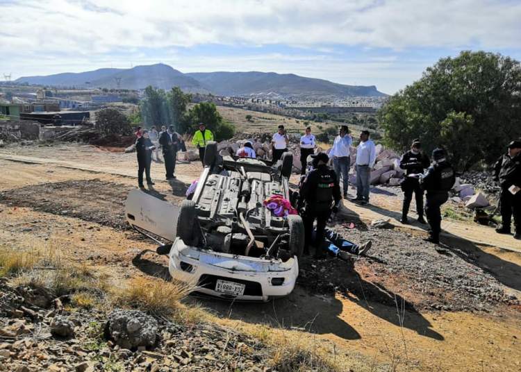 Vuelca vehículo en Orito, hay tres personas lesionadas