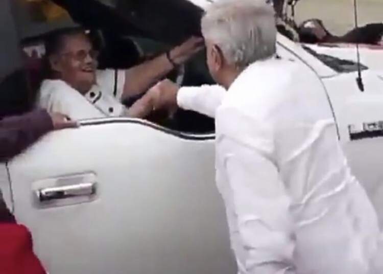 AMLO apoyará a madre del CHAPO para volverlo a ver