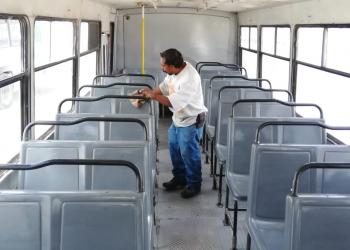 Realizan limpieza a transporte público de Zacatecas