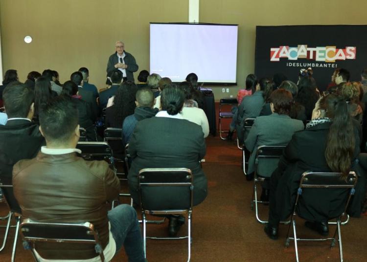 Capacitan a hoteleros zacatecanos sobre prevención del COVID 2019