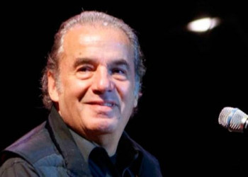 Óscar Chávez, internado por síntomas de COVID-19