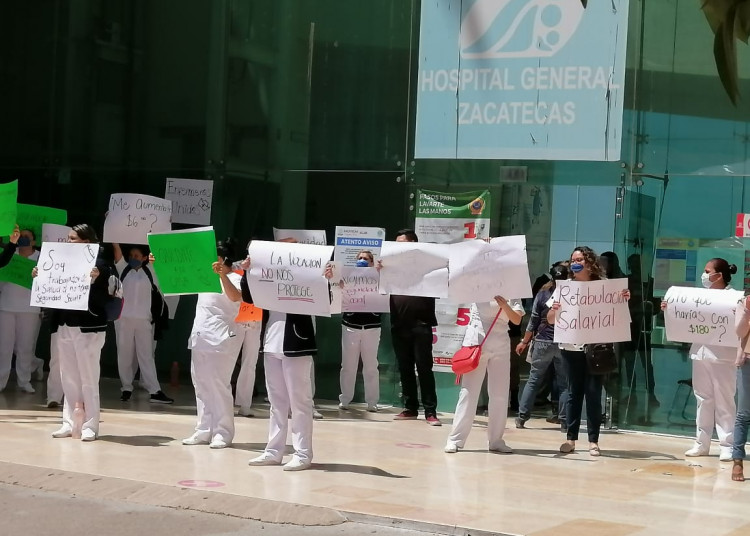 Exigen suplentes de enfermería seguridad social y aumento salarial