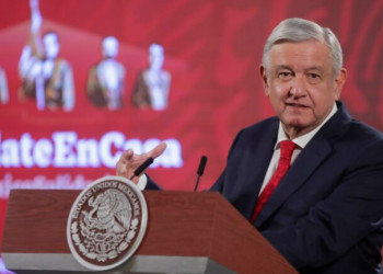 Persuadir, no imponer, reitera AMLO sobre empresas que no han cerrado