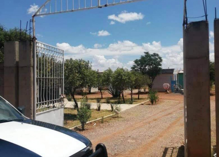 ¡A la fuerza! abren panteón de Tacoaleche por descontento al cierre