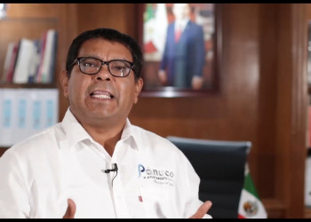 Detienen al alcalde de Pánuco acusado de agresión