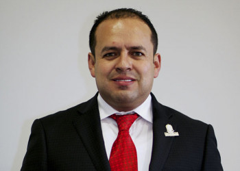 Exigen destitución de Marco Vinicio Flores del ISSSTEZAC