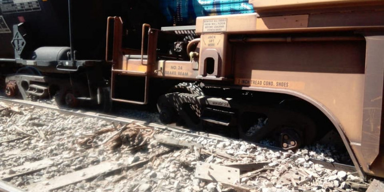 Se descarrila tren a espaldas de la Colonia San Fernando