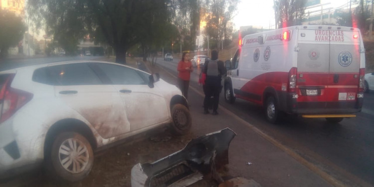 Tres choques en 20 minutos sobre boulevard metropolitano