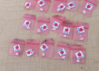 Detiene Metropol a taxista por posesión de droga