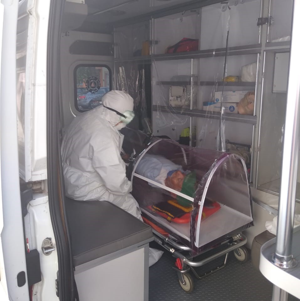 Pacientes en ambulancia FOTO ARCHIVO