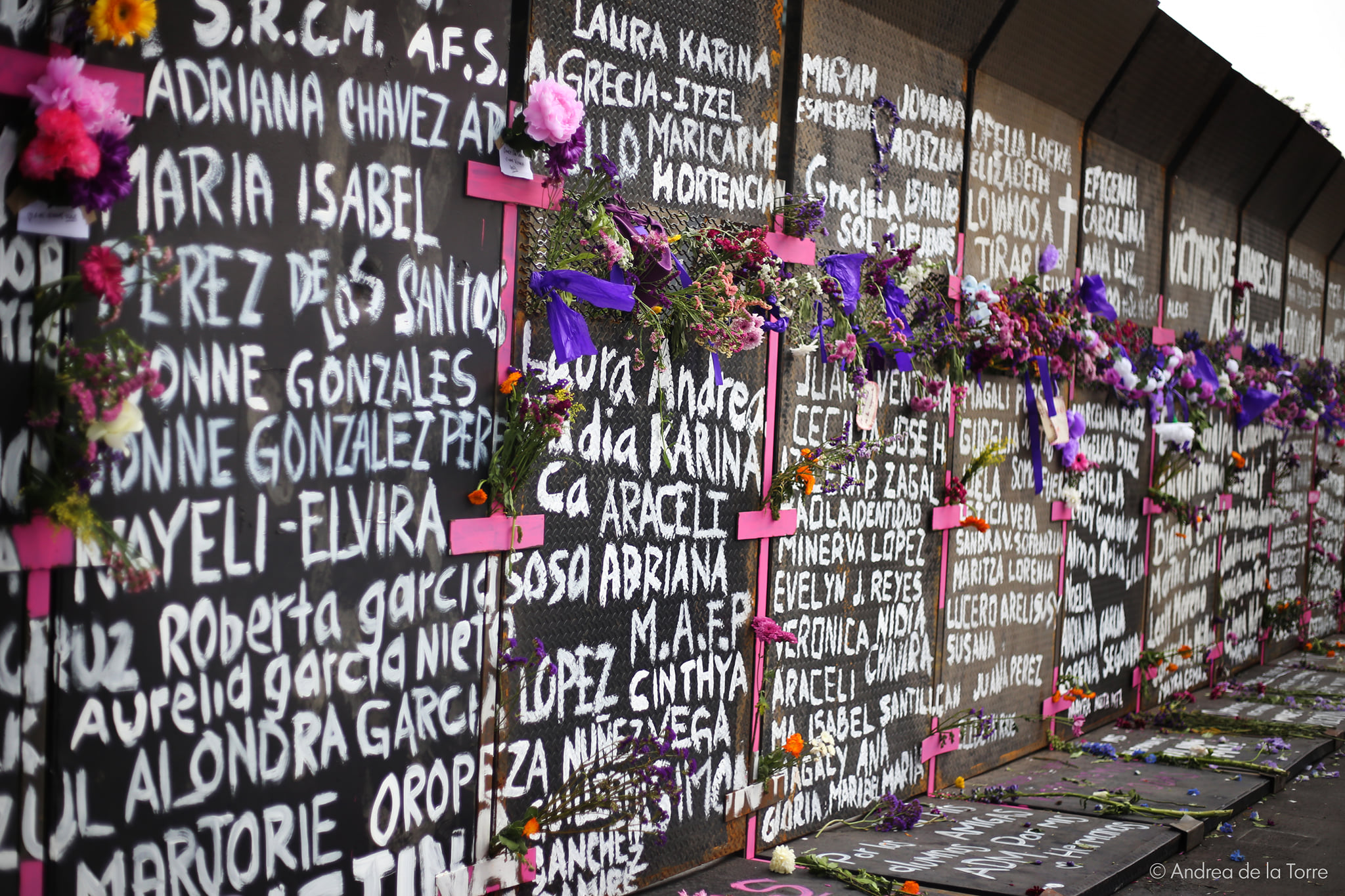 Memorial de víctimas de feminicidio. FOTO Andrea de la Torre