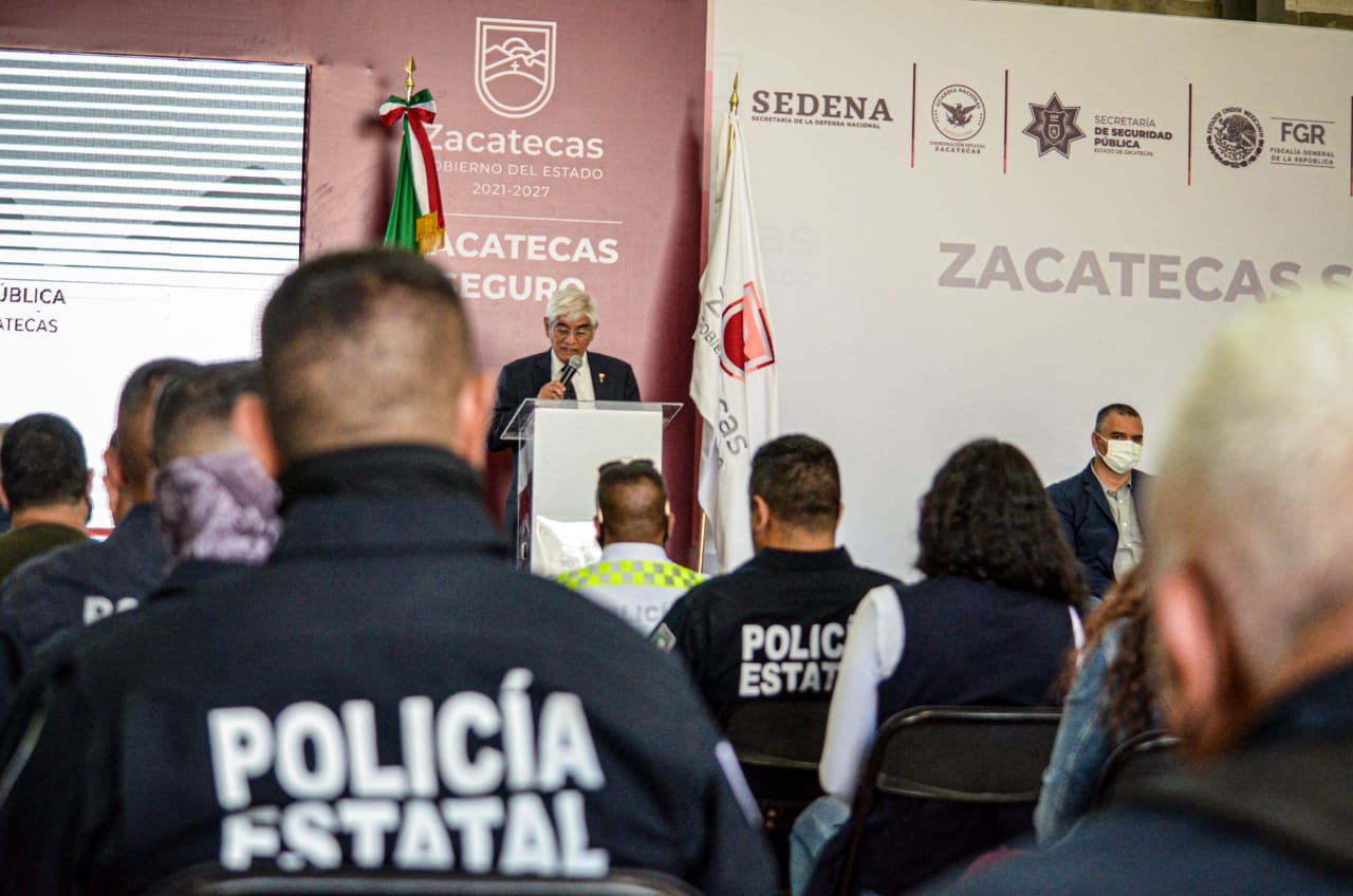 Asesinan a policía municipal y a su hijo en Fresnillo; su hija está grave