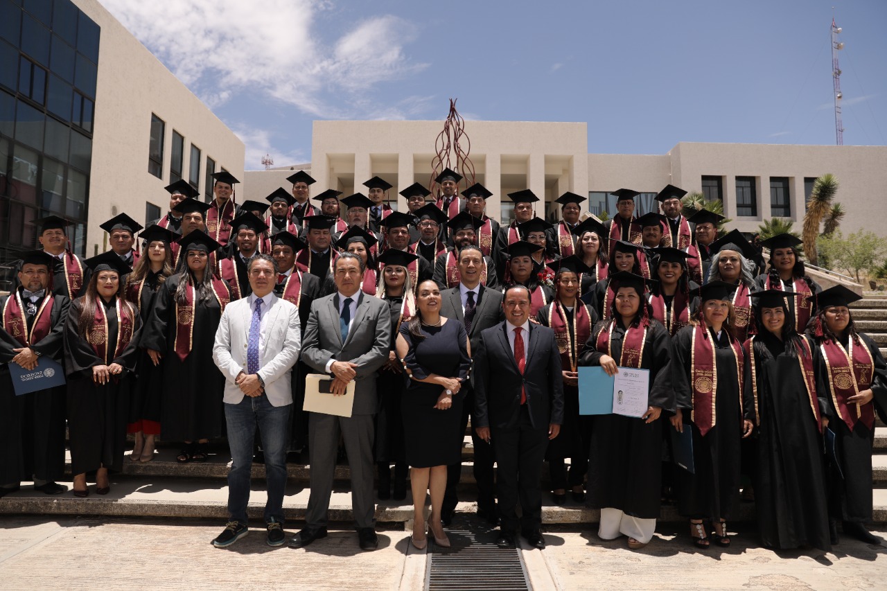 Egresa la segunda generación de la maestría impartida por el Poder Judicial