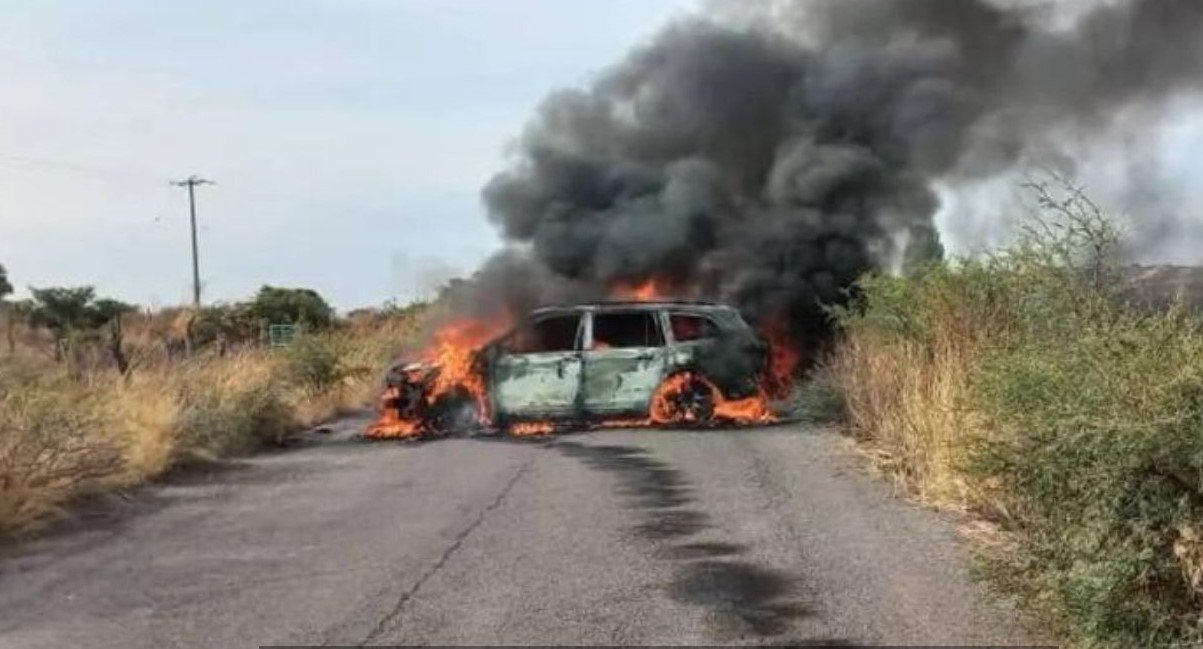 Narcobloqueos en Apulco; descarta SSP agresión contra alcaldesa