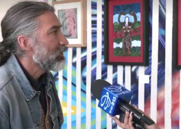 Hotel Alika apoya el arte, exhibiendo las obras del pintor Abel Lozano