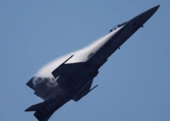 Caza ruso impacta con un dron de EU