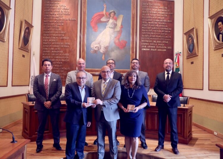 Entrega Fiscal su informe anual al Tribunal Superior de Justicia