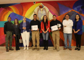 Rescatistas zacatecanos reciben reconocimiento de CDHEZ por su apoyo en Turquía