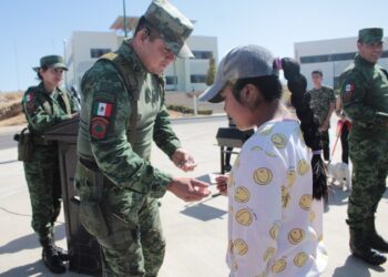 Sedena festeja el Día del Niño con infantes fresnillenses