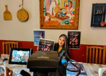 Organizan Congreso Universal “El despertar de las Conciencias”; Karina de León