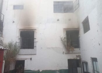 Incendio en Capital de Zacatecas consume material escolar
