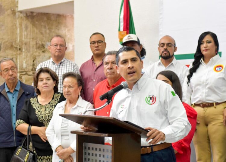 Líder cetemista podría ser expulsado del PRI por acompañar a Monreal en Zacatecas