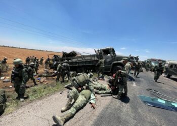 Mueren tres militares y ocho resultan heridos en accidente carretero en Zacatecas