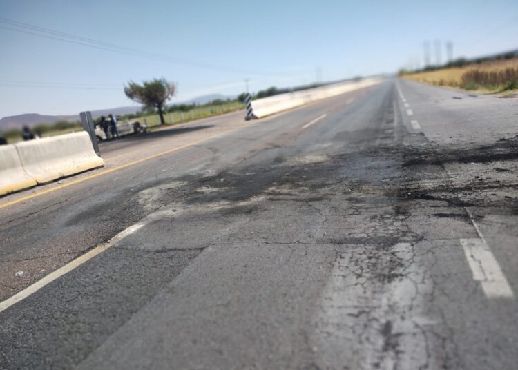 Hallan restos humanos en carretera de Susticacán