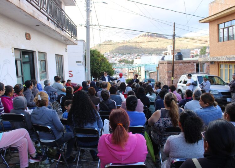 Alfredo Femat lleva apoyos a colonias en zona conurbada de Zacatecas