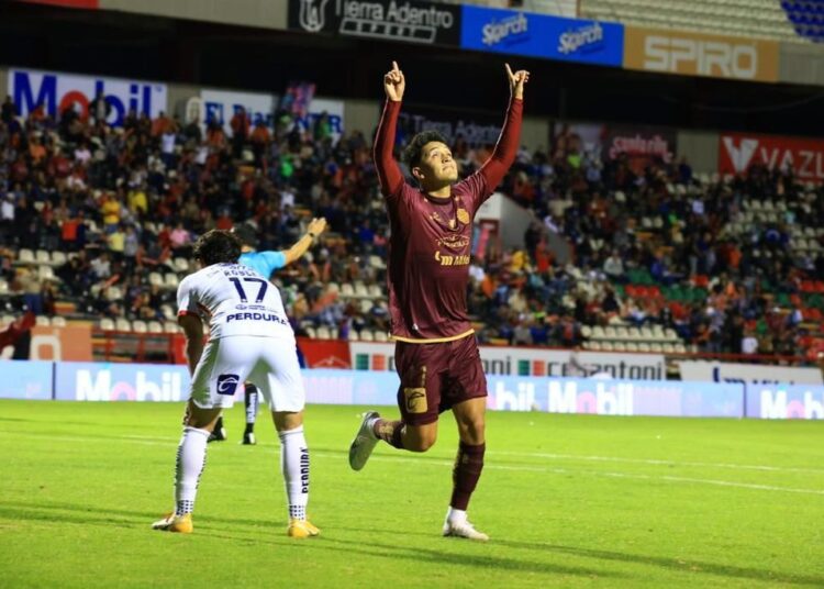 Fiesta zacatecana para Mineros