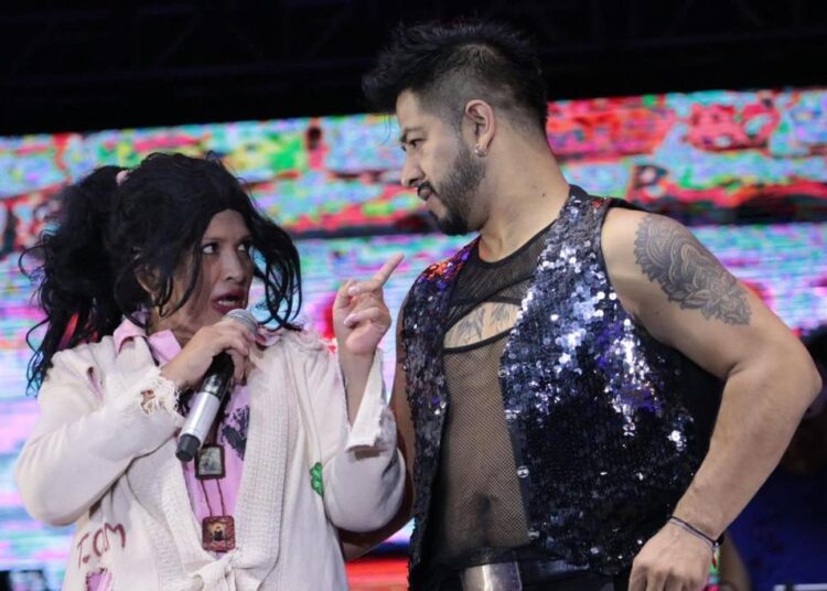 Noche de comediantes, de alegría y risas en la Feria de Fresnillo